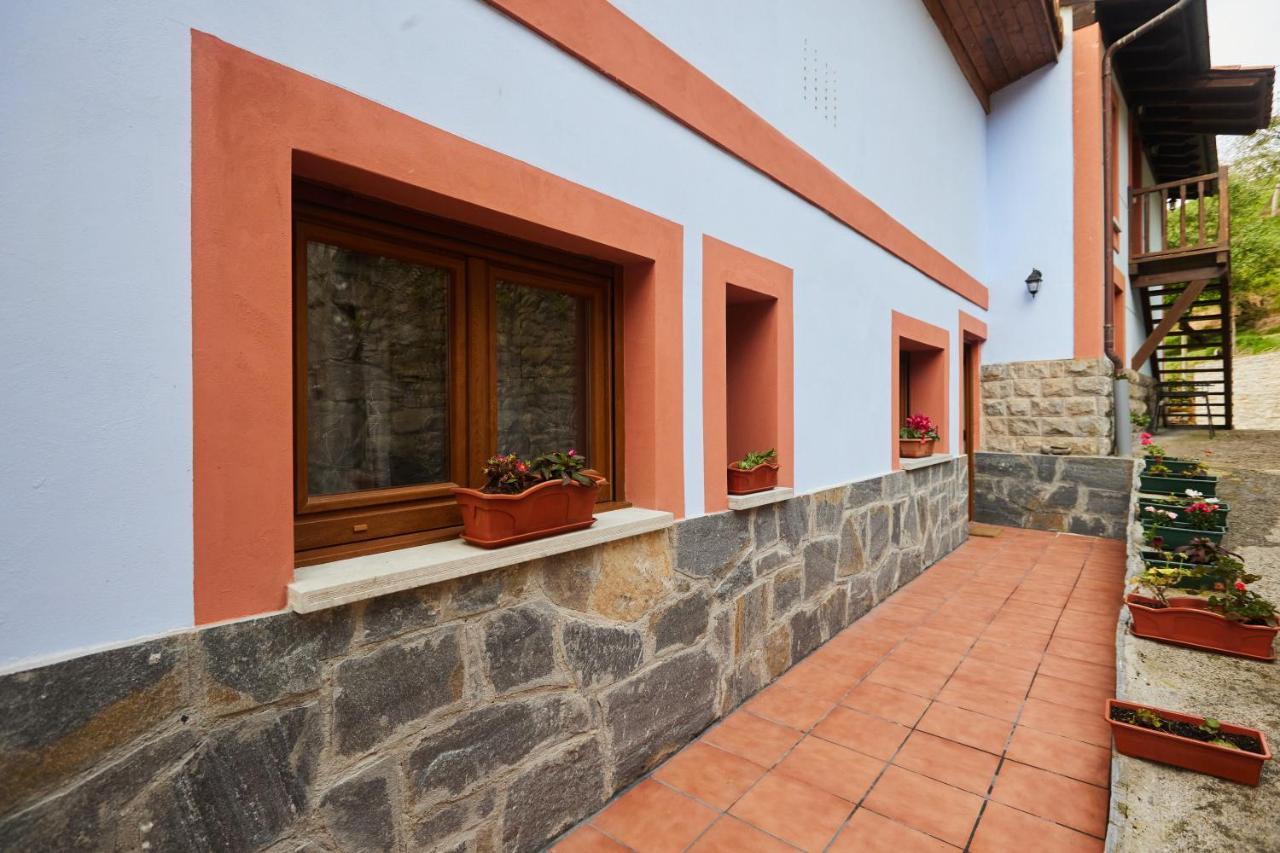 La Besnada Cangas de Onís Exterior foto